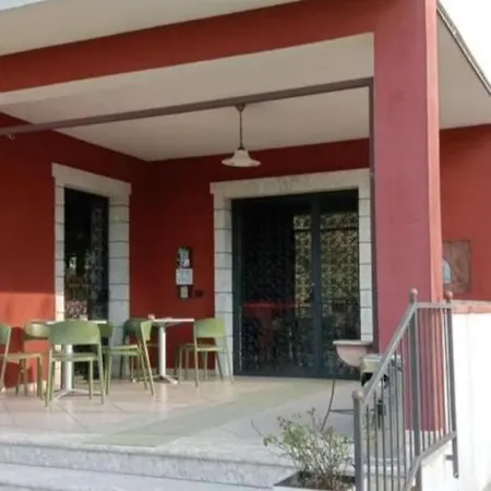 Il Melograno Ristorante E Nocleg ze śniadaniem Benewent